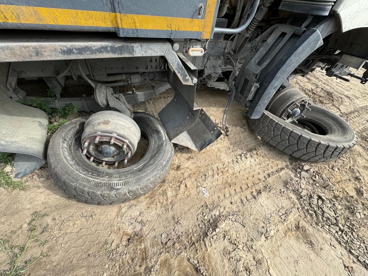 FAW J6 8x4 Самосвал 2023 г. - фото 20